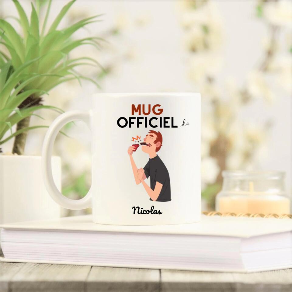 Petit 11 · Mug personnalisé Humour Fan de chocolat Le chocolat est notre ennemi, mais fuir devant l'ennemi c'est lâche mug-humour, mug-cremaillere, mug-multi-occasions, mug-personnalise-noel- -1